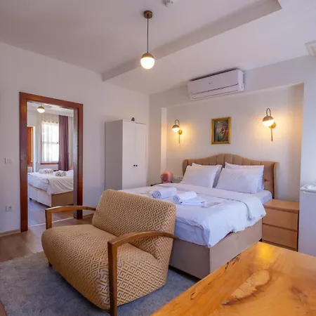 Blue Diana Apartment *