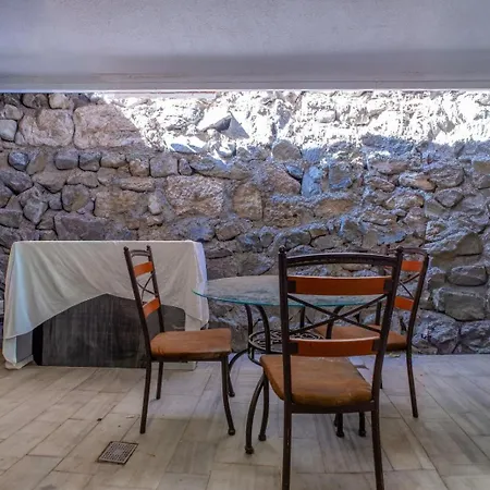 Blue Diana Appartement *